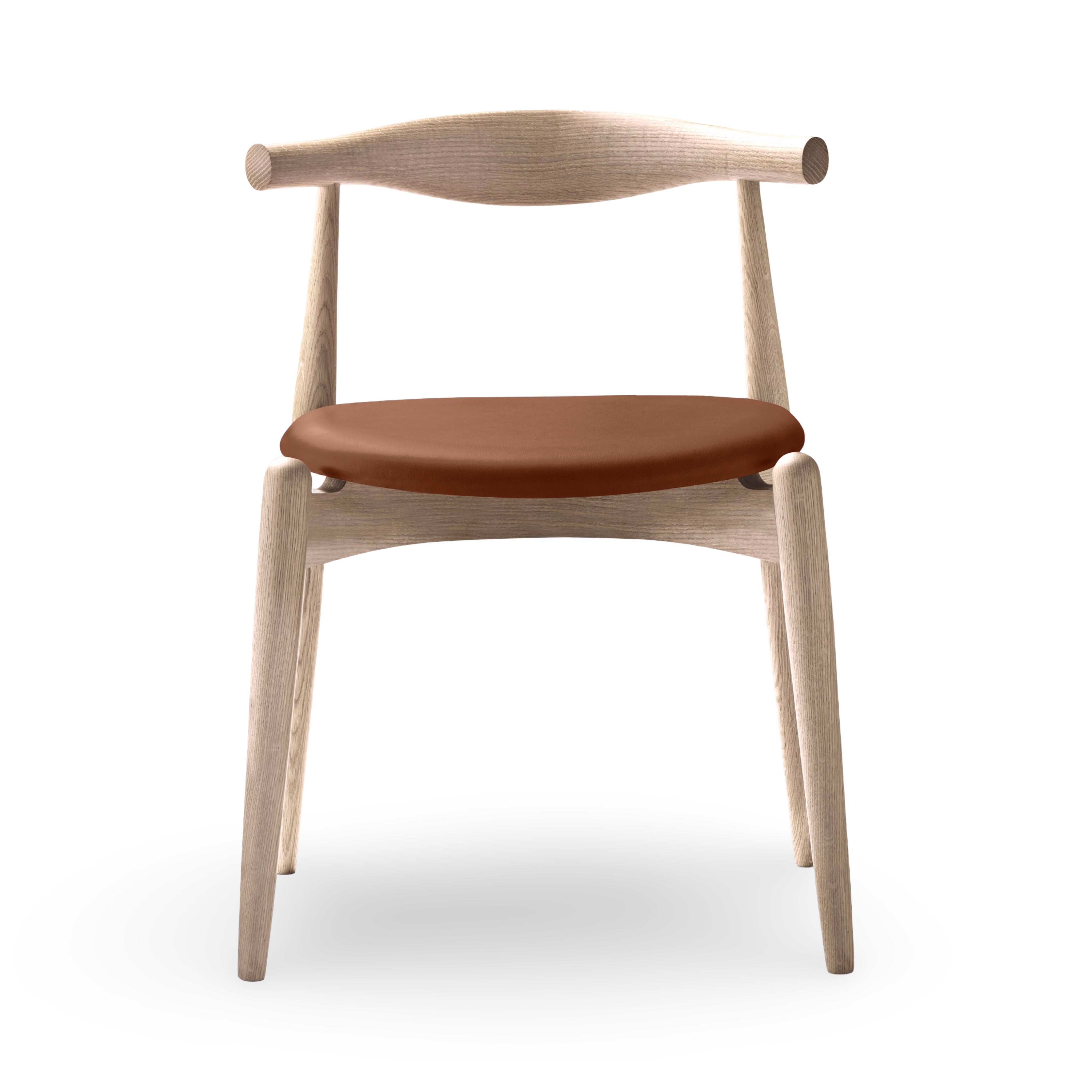 Carl Hansen & Son CH20 Elbow Chair - Soaped Oak Thor 307 (Ex-Display)