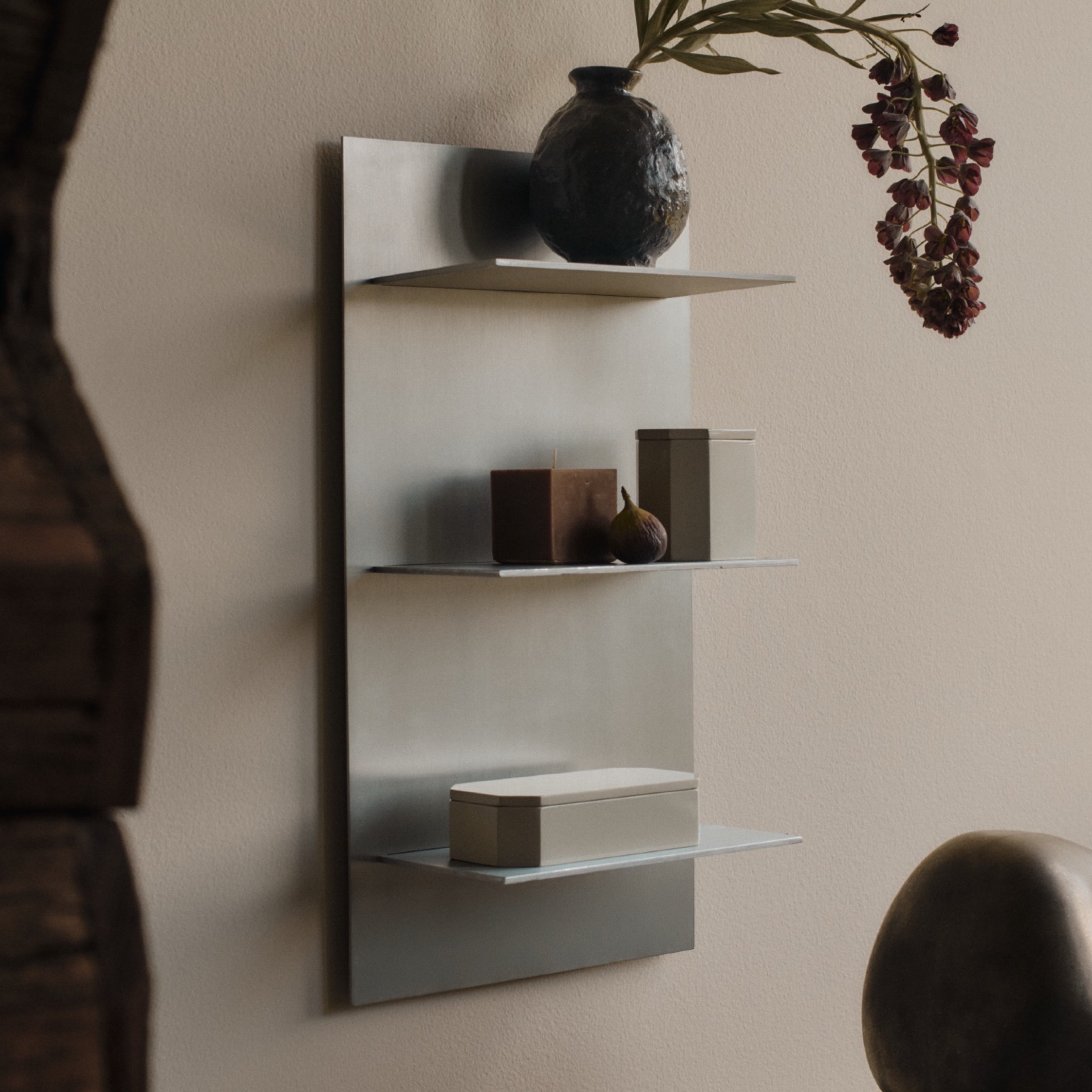 Ferm Living Lager Wall Shelf - Triple in Aluminium