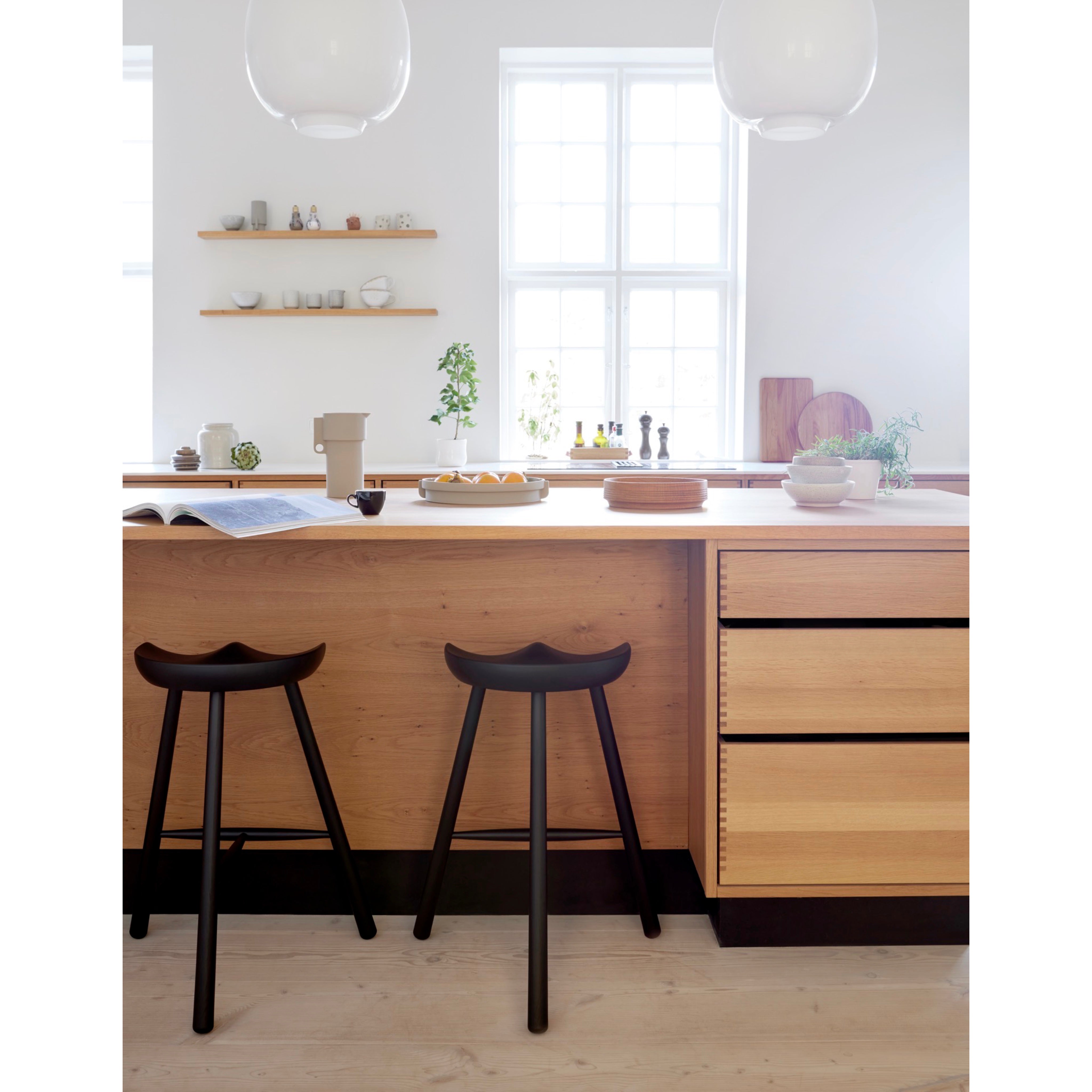 Form & Refine Shoemaker Chair™ No. 49