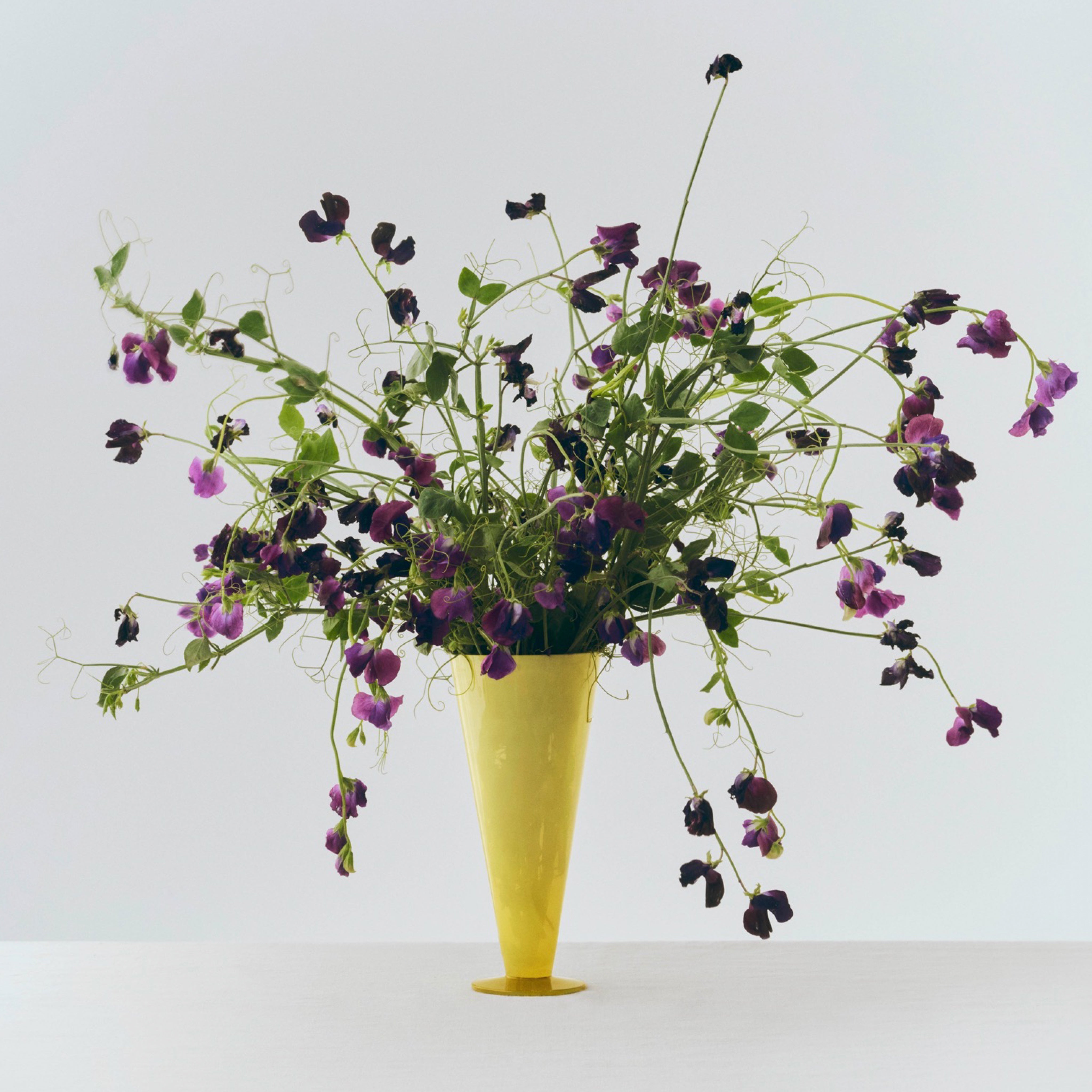 HAY Conical Vase Large - Yellow & Lime Green