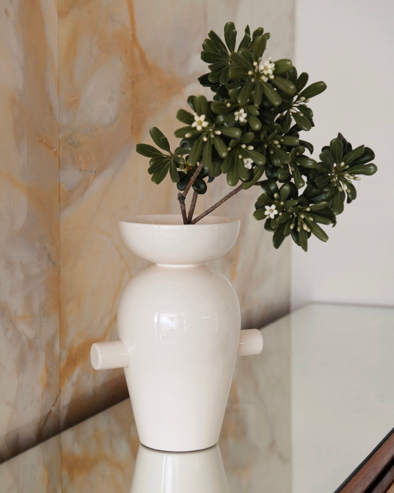 &Tradition Momento Vase - Cream (JH40)