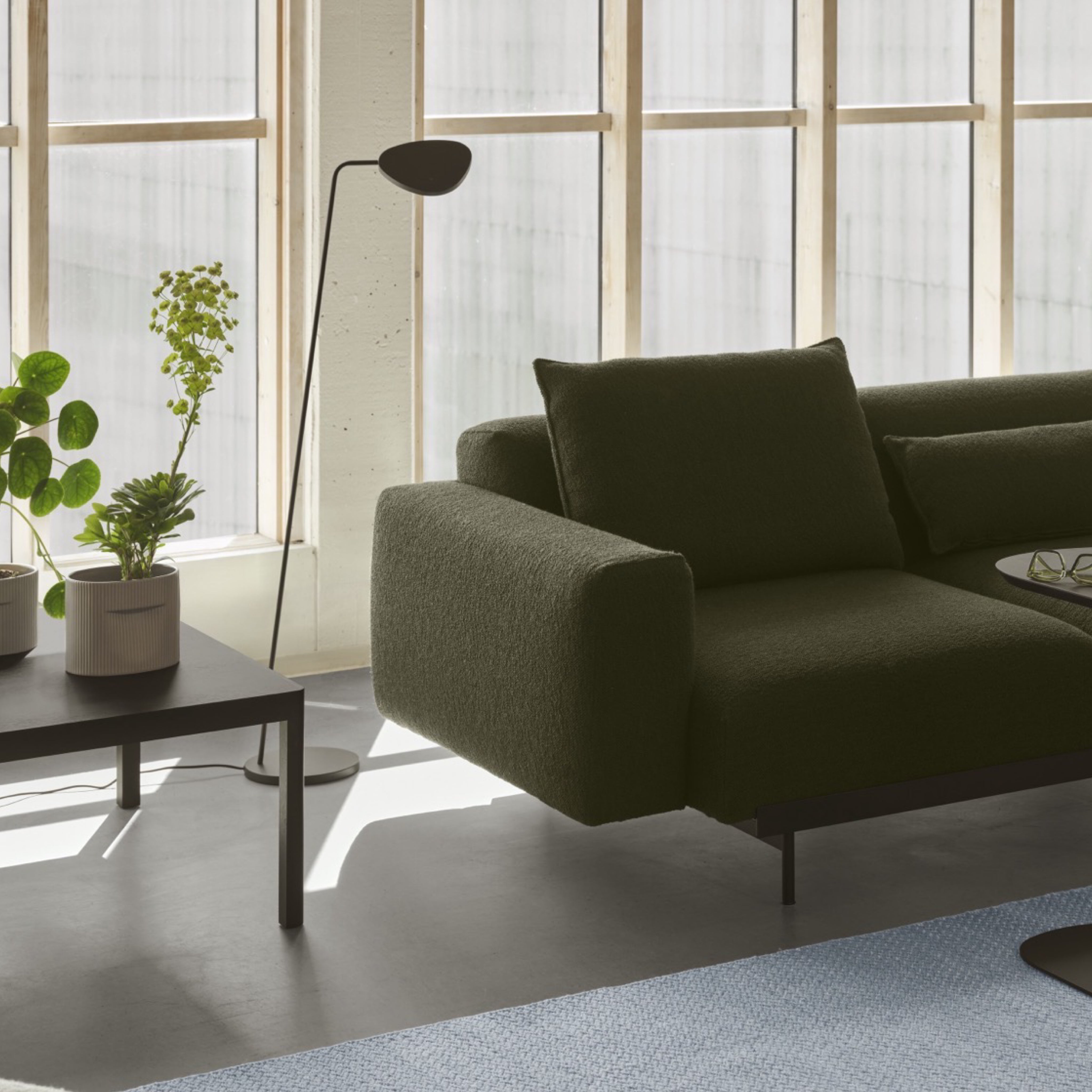 Muuto Leaf Floor Lamp