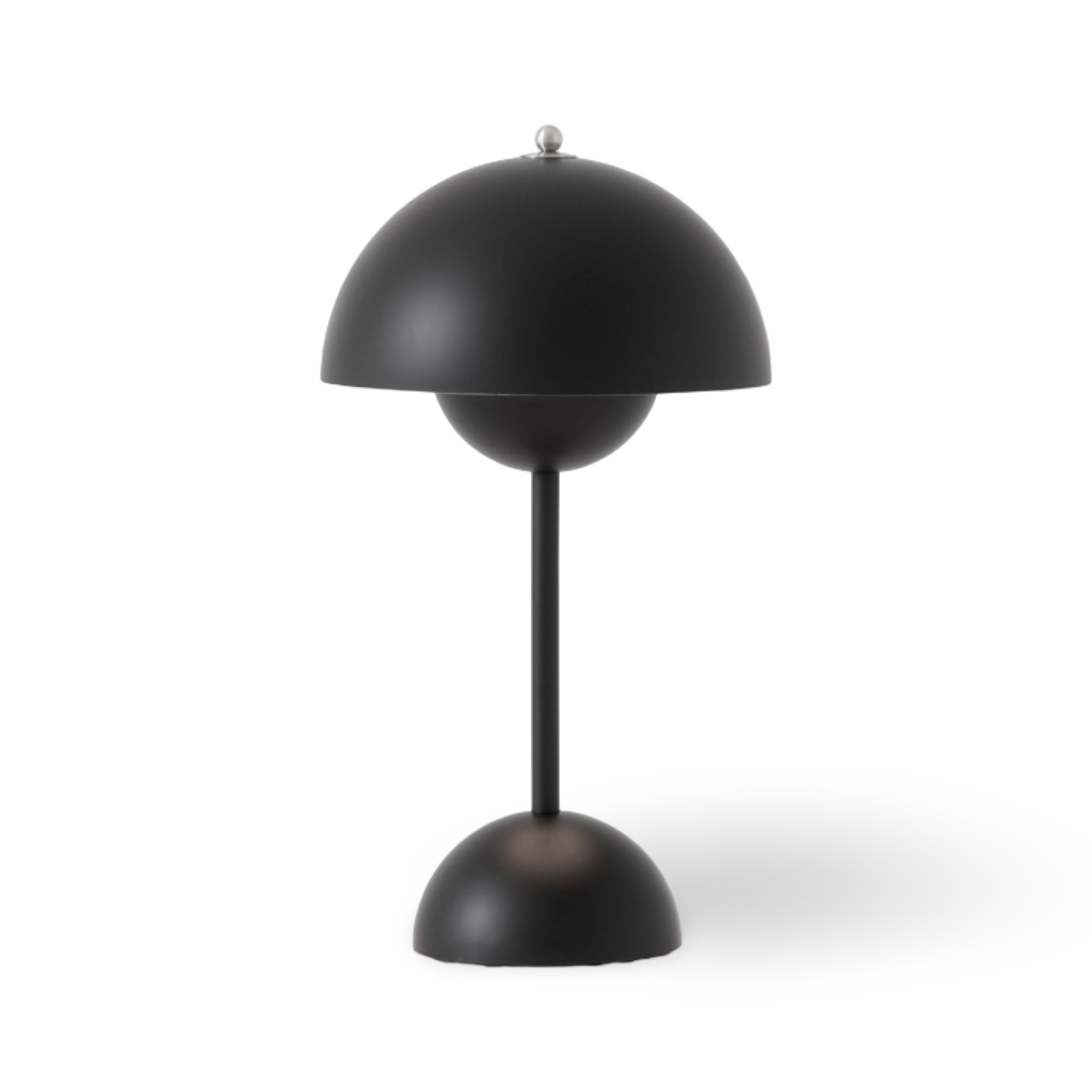 &Tradition Flowerpot Portable Lamp VP9