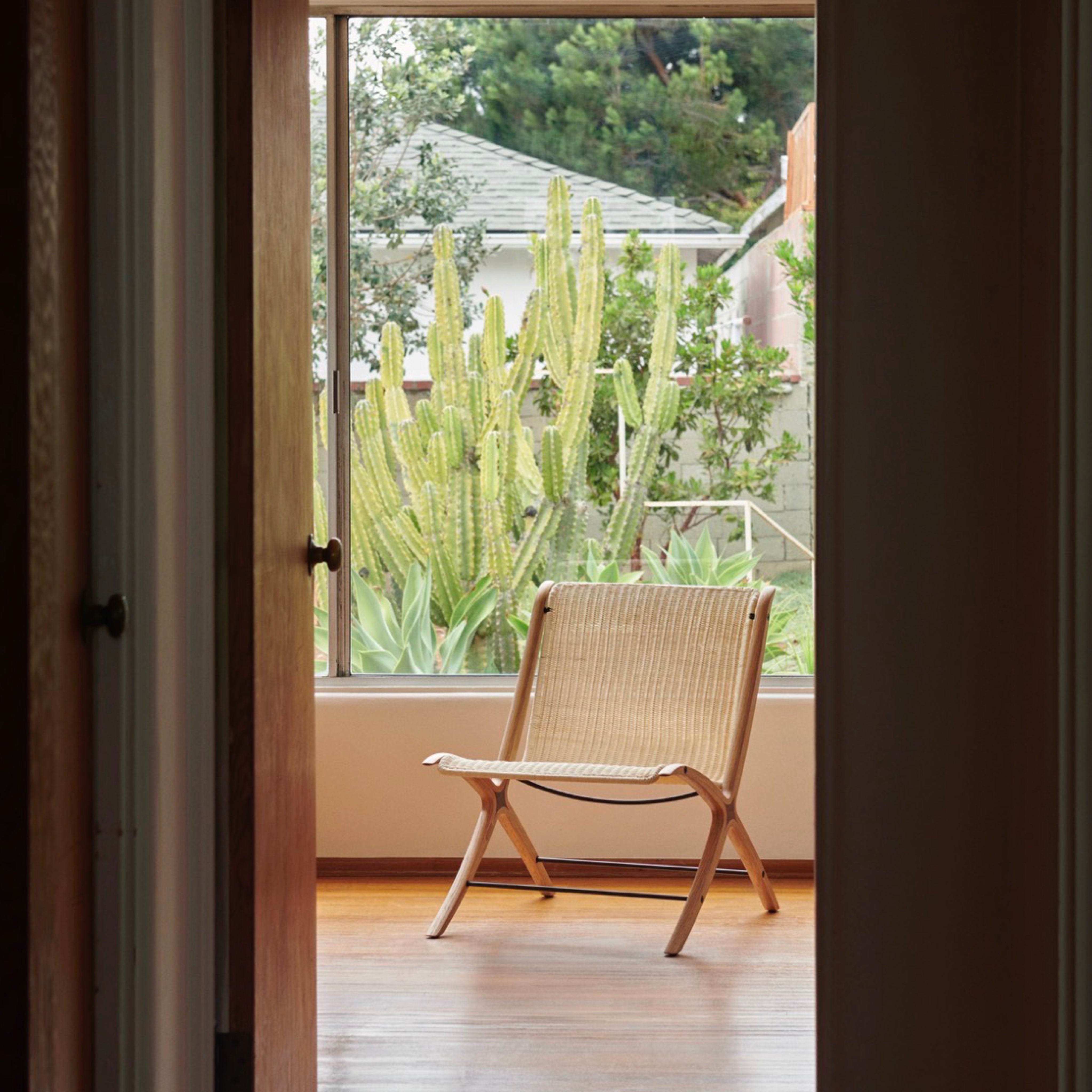 &Tradition X Lounge Chair