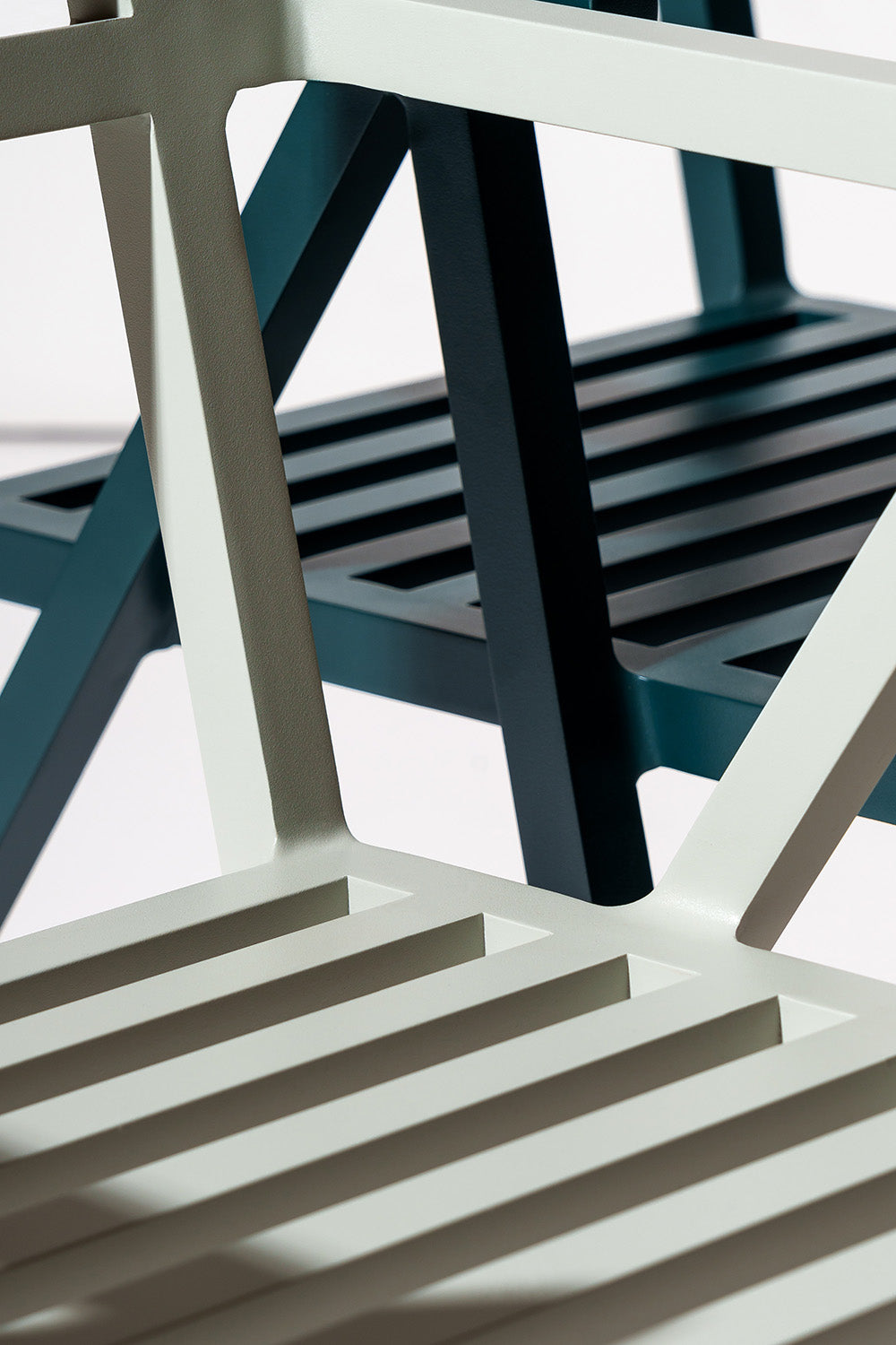 NINE 19 Outdoors Stool