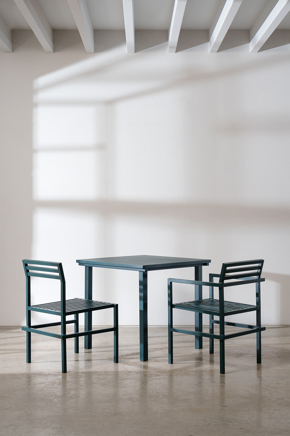 NINE 19 Outdoors Dining Table - Small