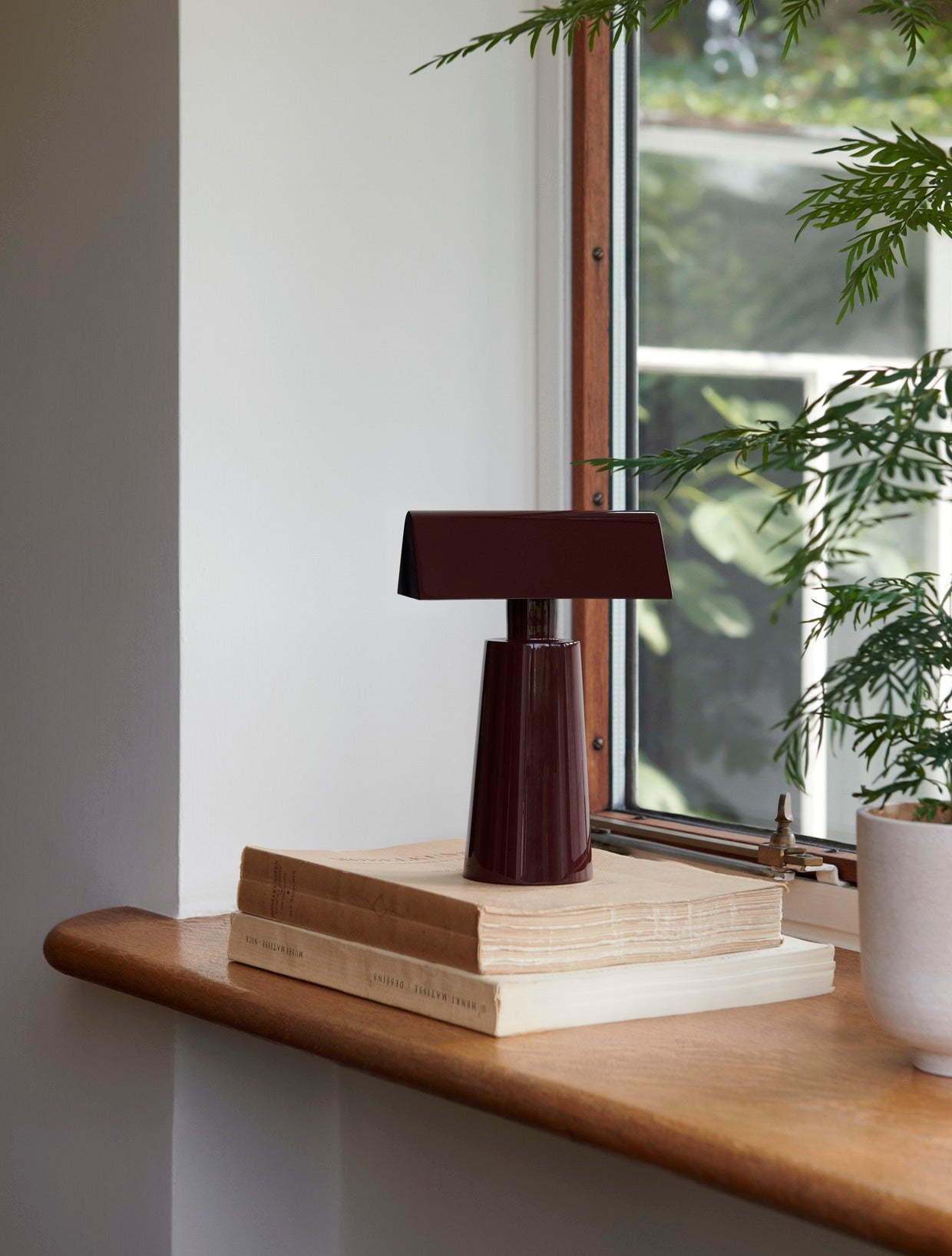&Tradition Caret Portable Lamp MF1