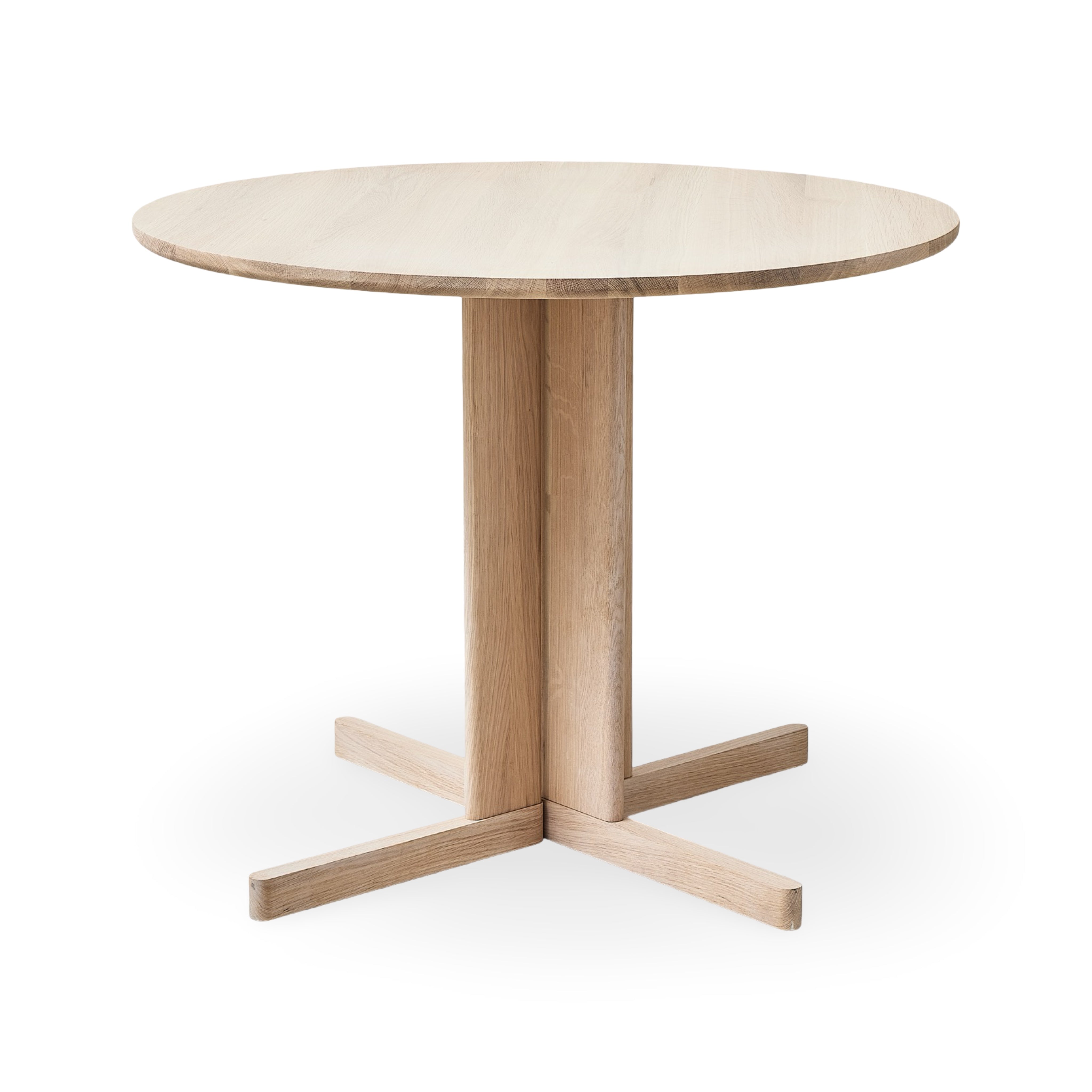 Form & Refine Trefoil Round Table Ø90