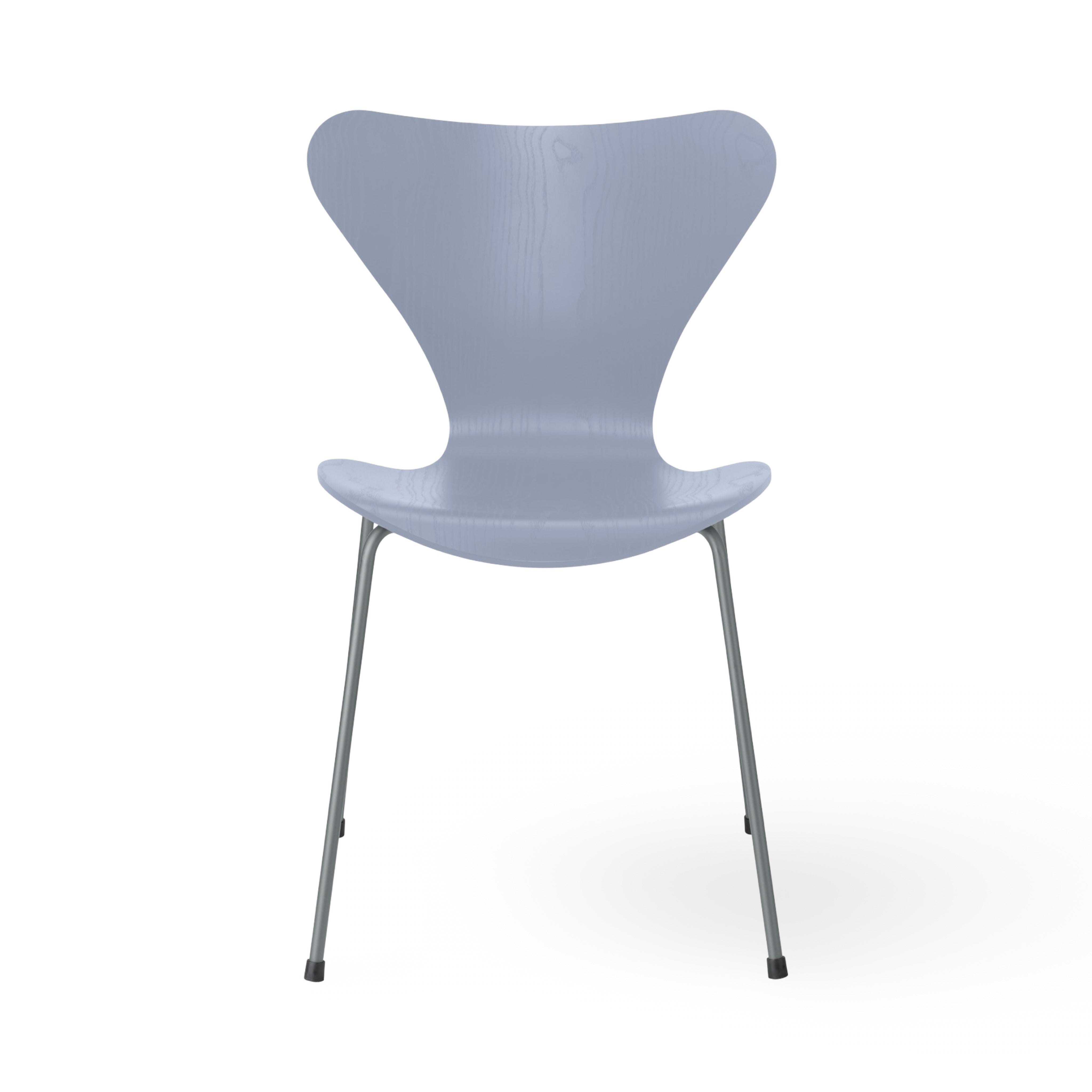 Fritz Hansen Series 7™ Dining Chair in Coloured Veneer