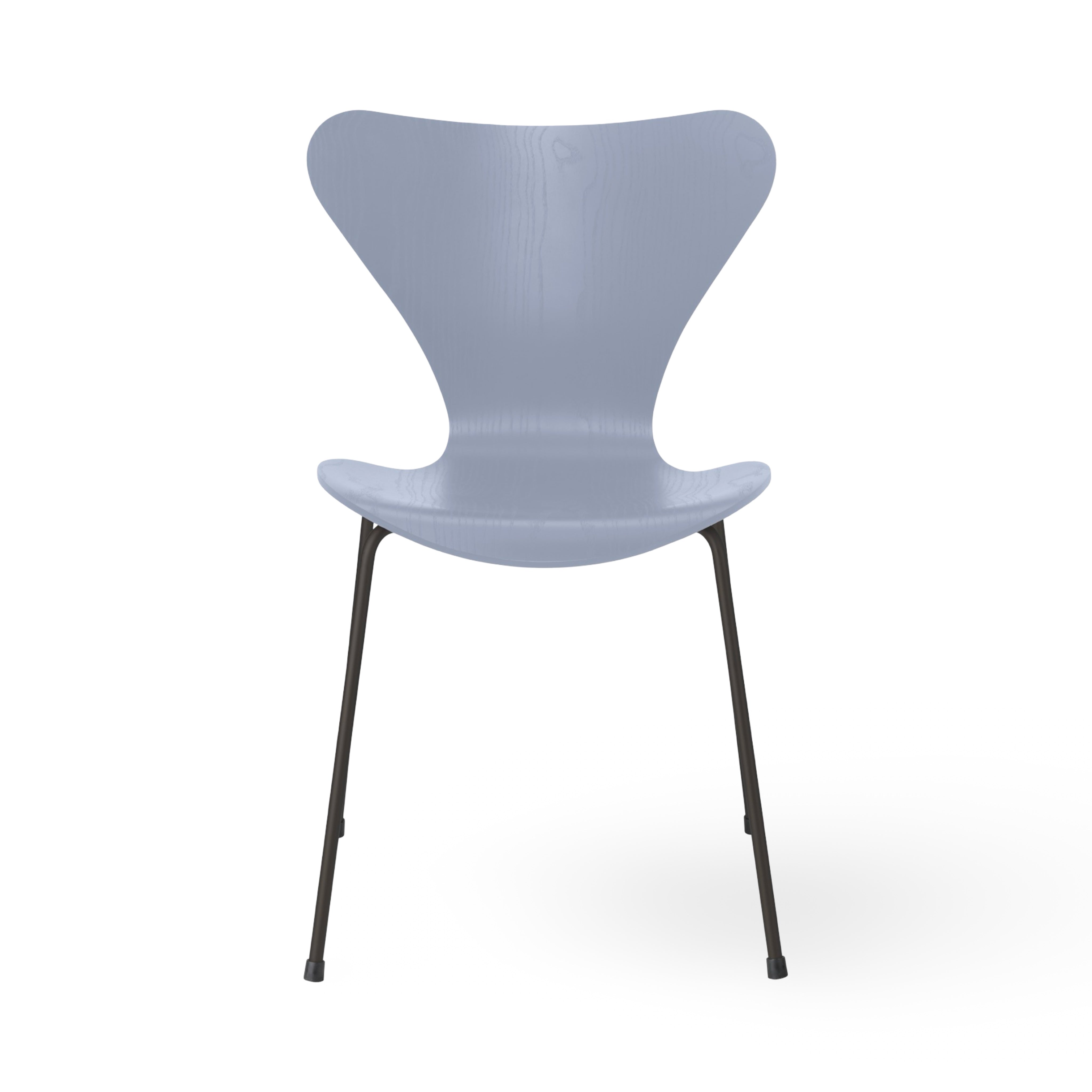 Fritz Hansen Series 7™ Dining Chair in Coloured Veneer