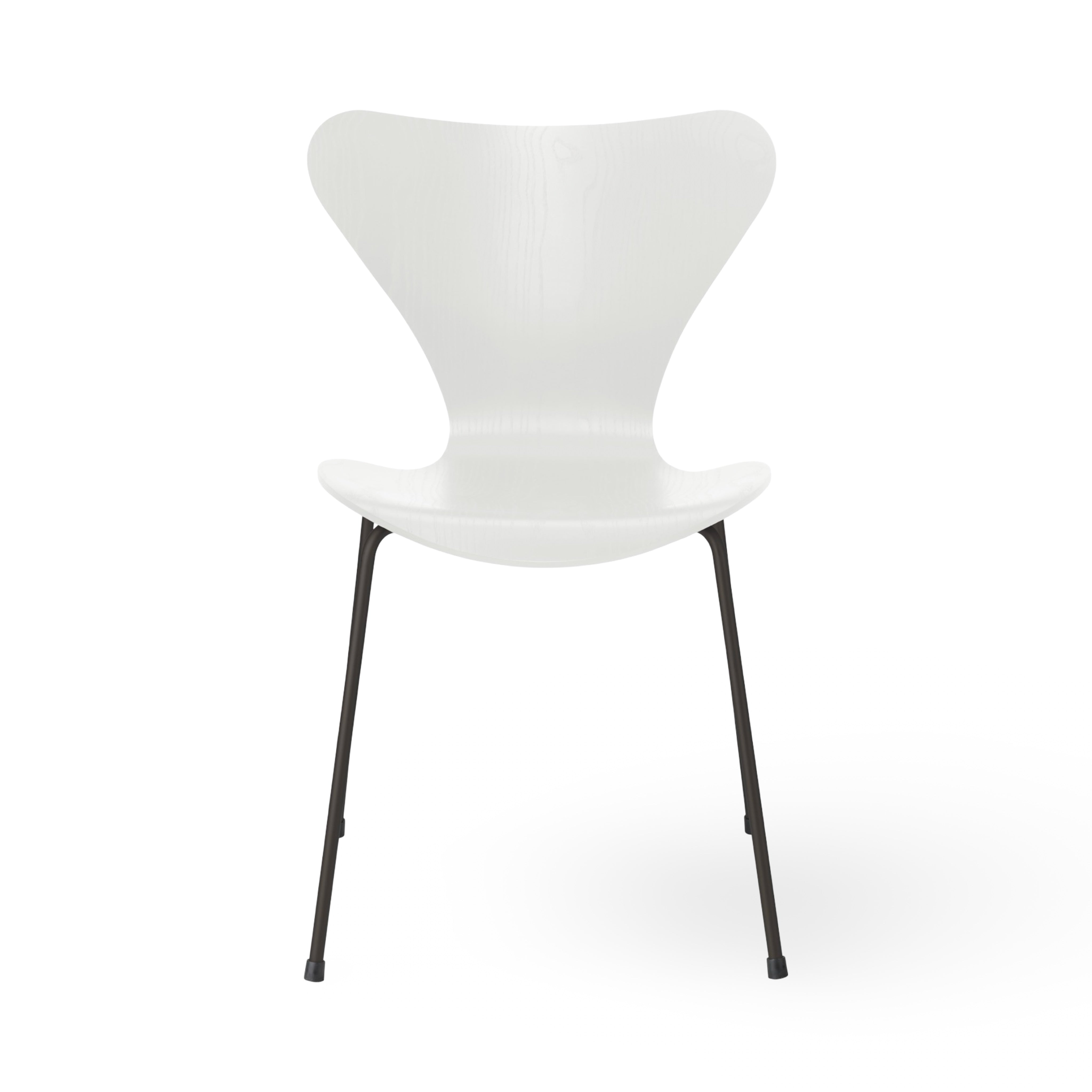 Fritz Hansen Series 7™ Dining Chair in Coloured Veneer