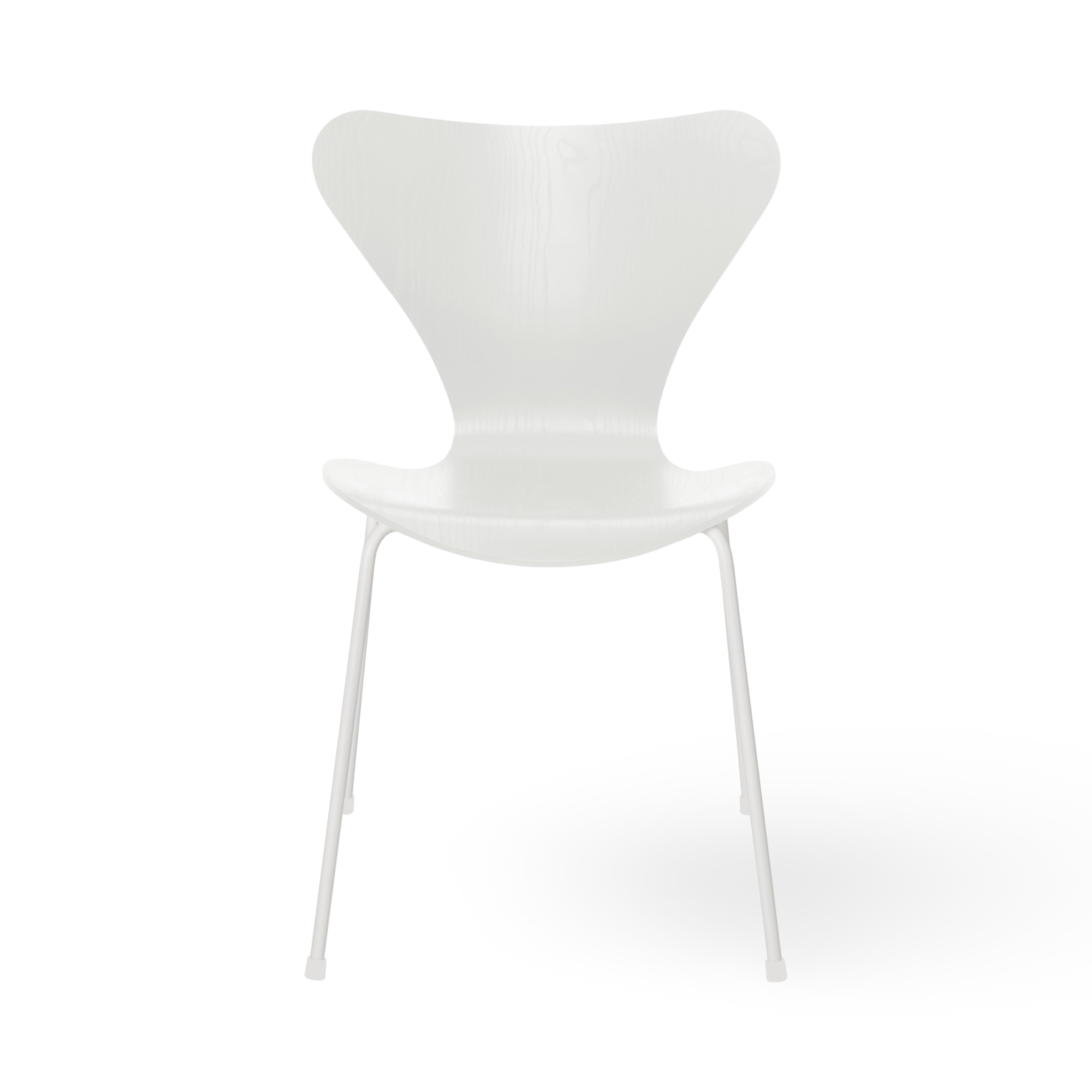 Fritz Hansen Series 7™ Dining Chair in Coloured Veneer