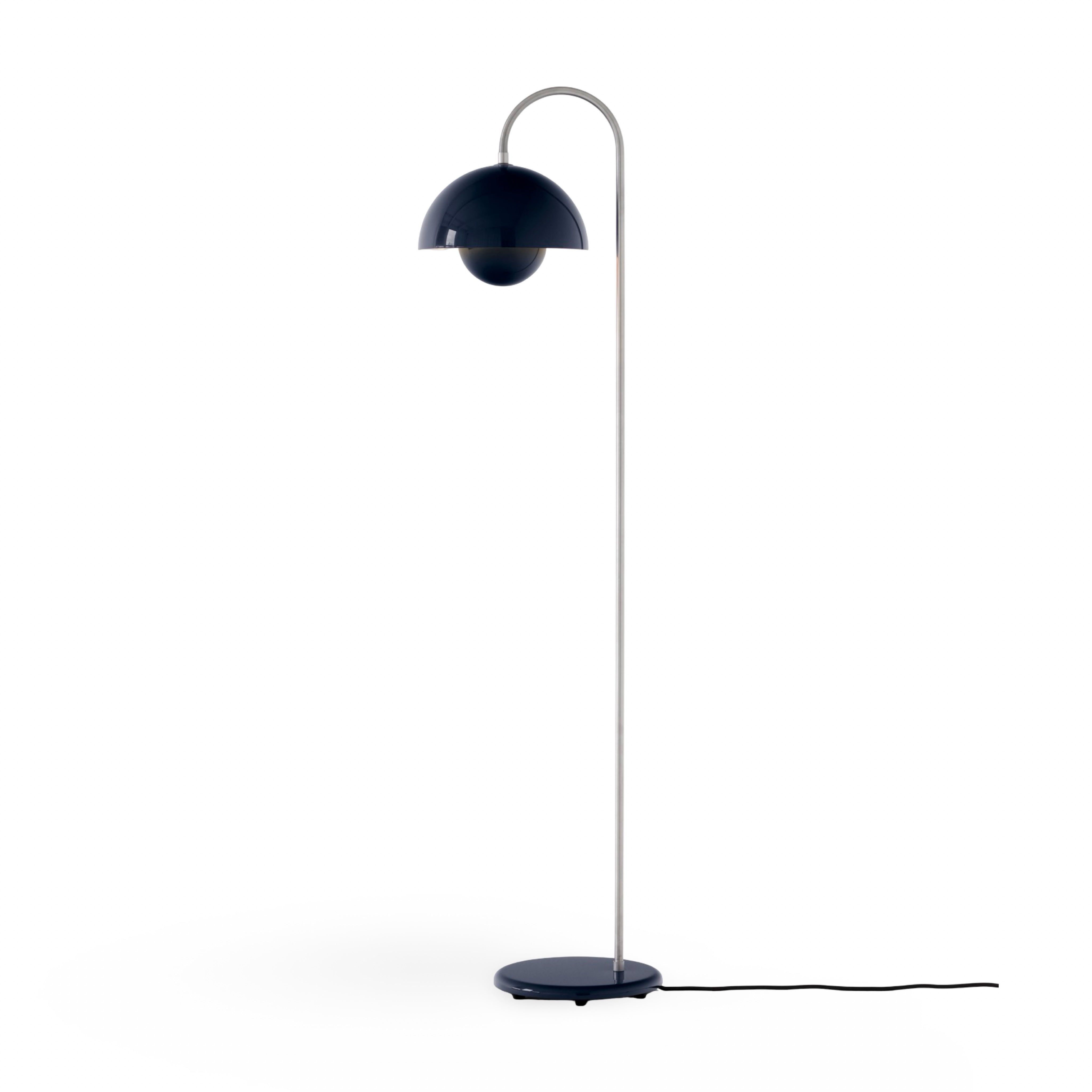 &Tradition Flowerpot Floor Lamp VP12
