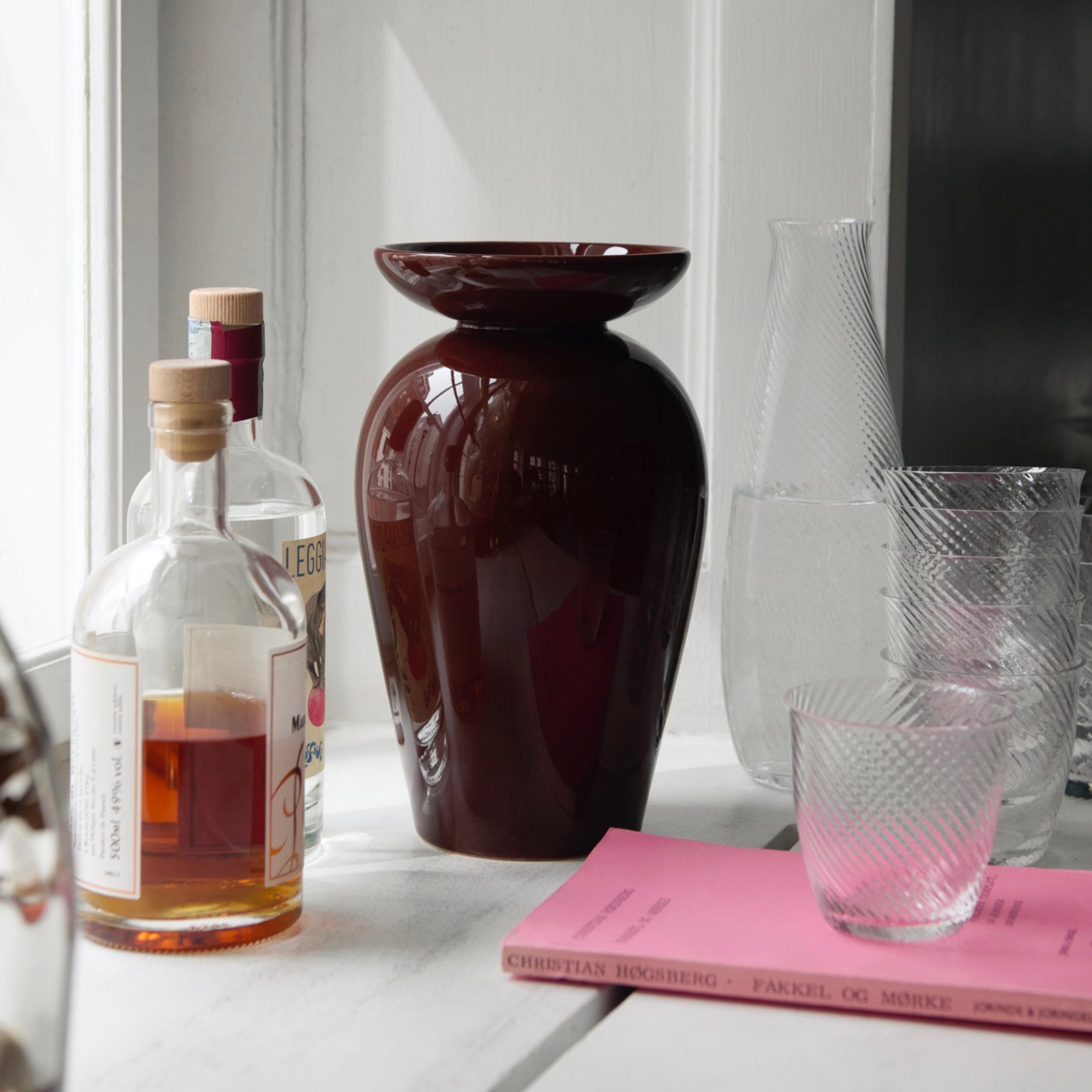 &Tradition Momento Vase - Red Brown (JH47)