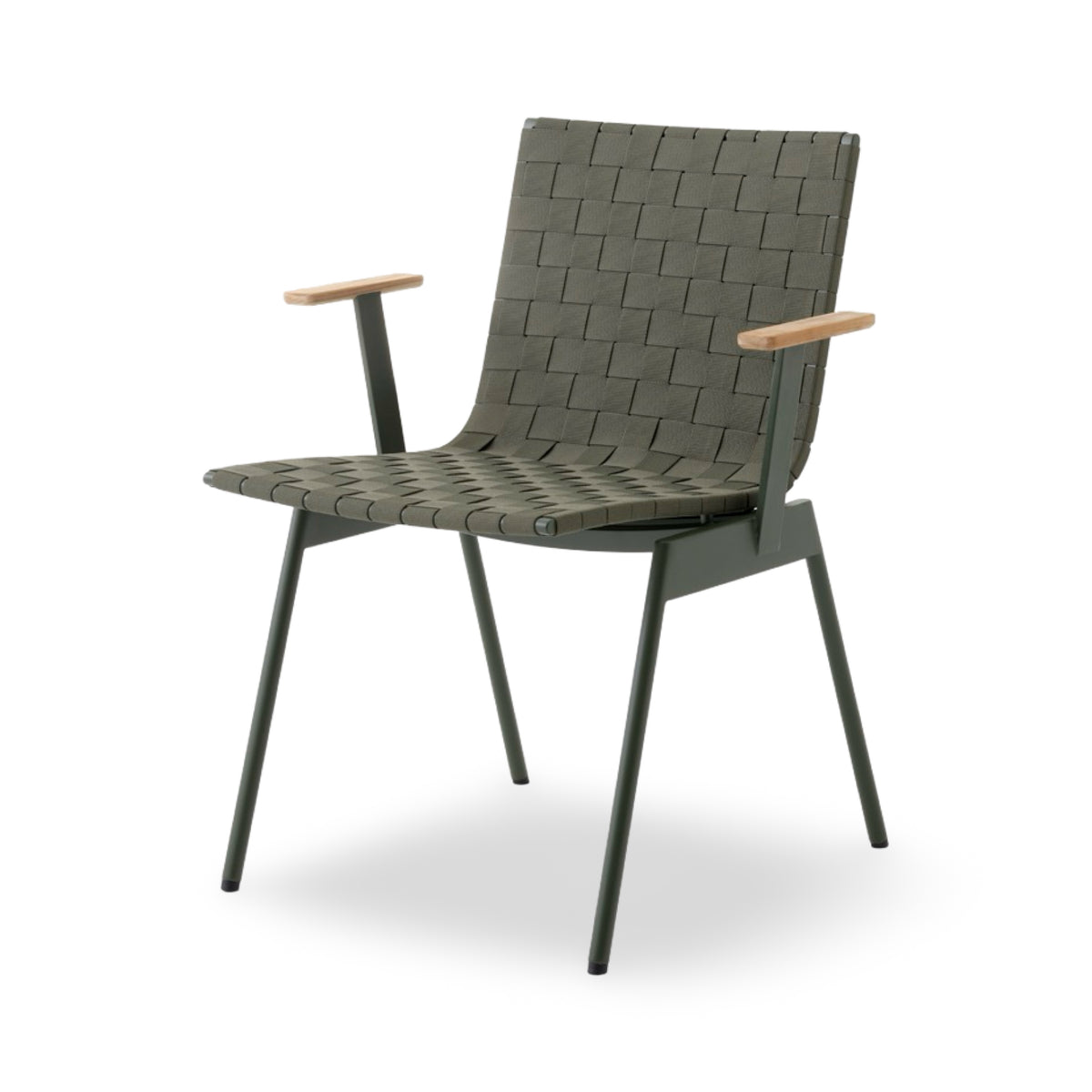 &Tradition Ville Outdoor Armchair (AV34) | kin. Birmingham