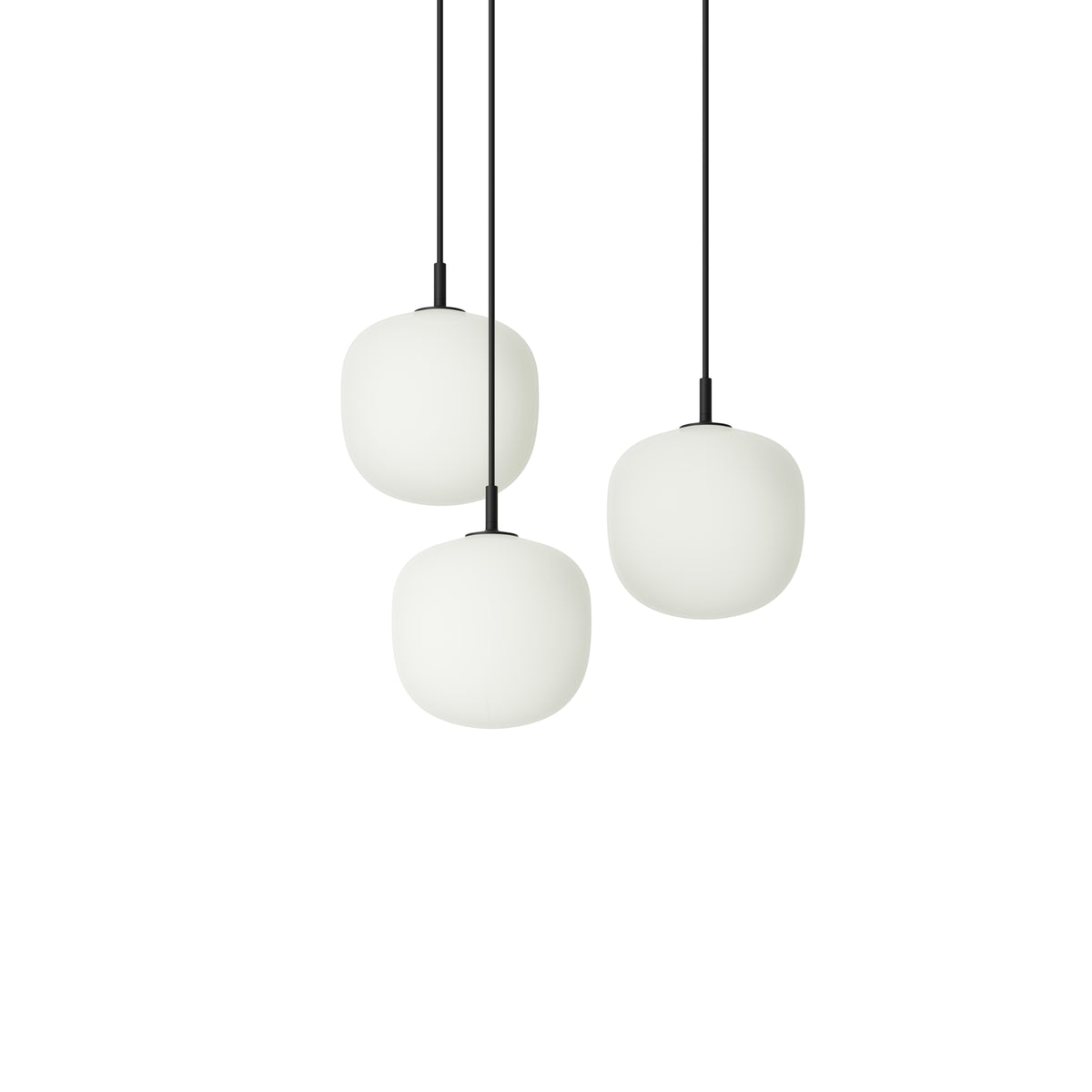Muuto Rime Pendant Cluster - Ø18 - 3 - White / Black; manufacturer arrangement with suspension cords continuing beyond the frame