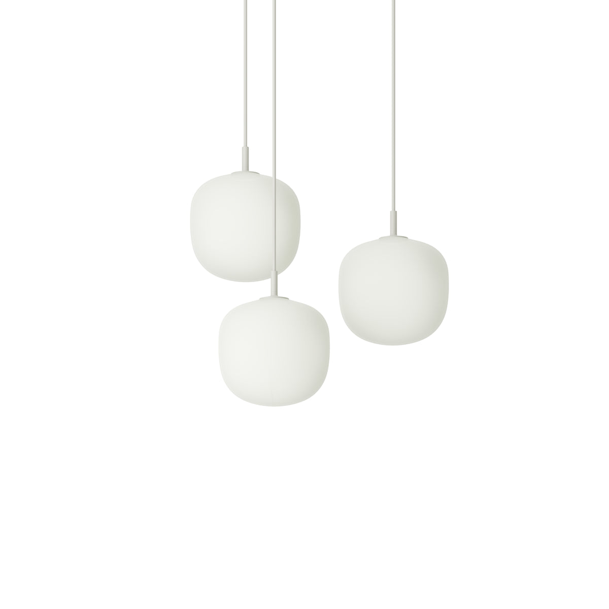 Muuto Rime Pendant Cluster - Ø18 - 3 - White / White; manufacturer arrangement with suspension cords continuing beyond the frame