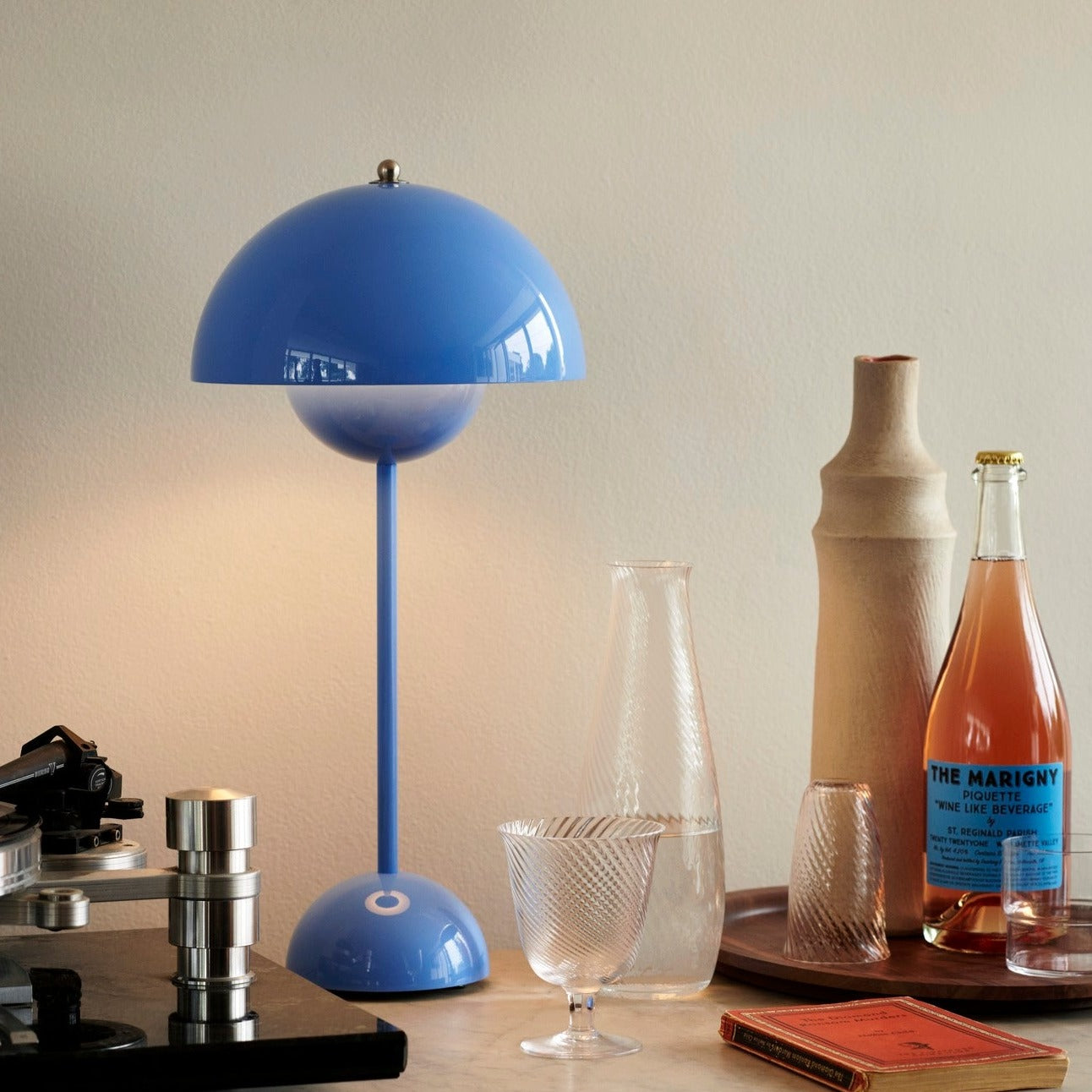 &Tradition Flowerpot Table Lamp VP3