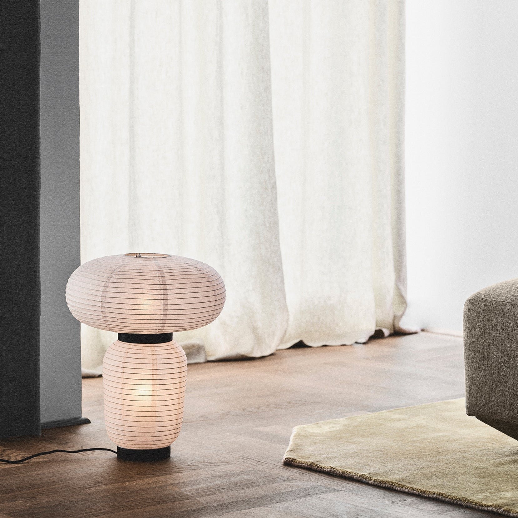 &Tradition Formakami Table Lamp JH18